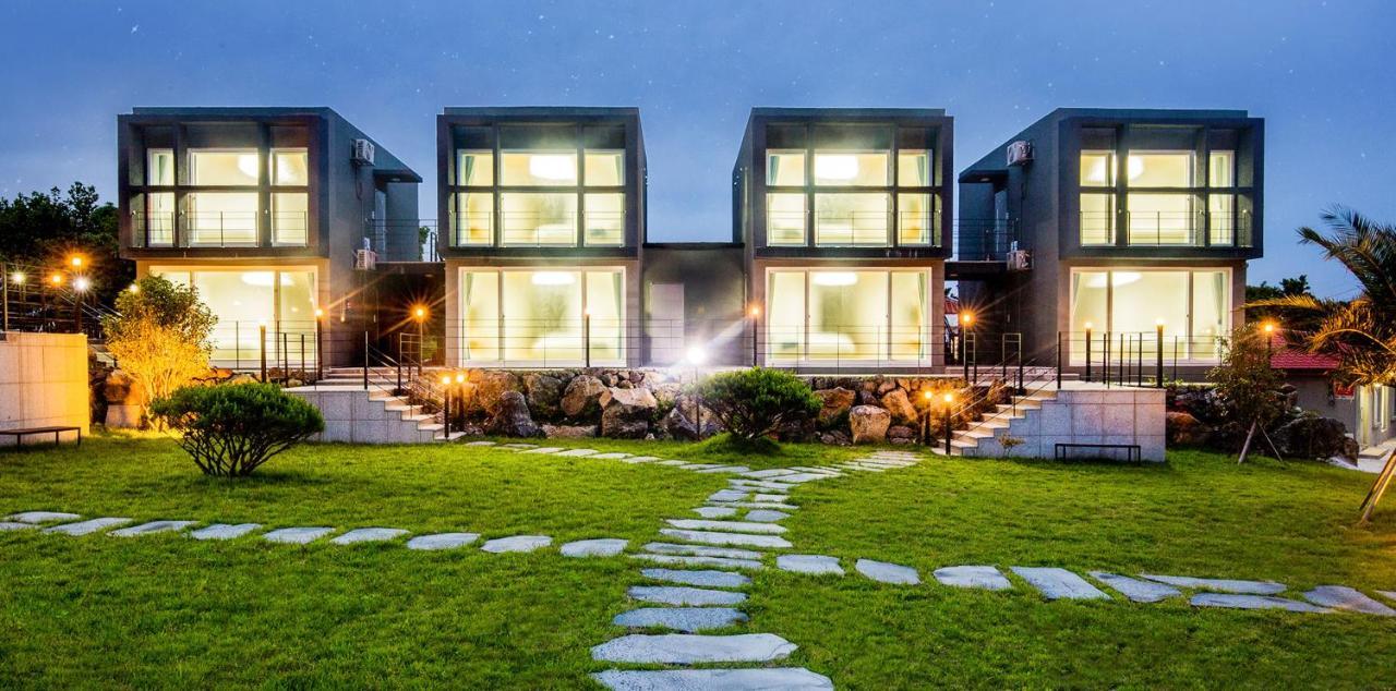 Donnaeko Pension Seogwipo-stad Buitenkant foto